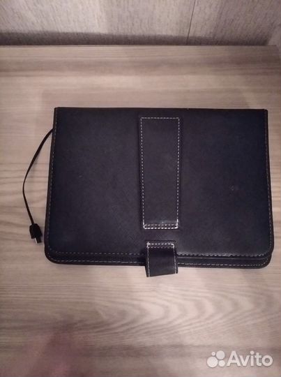 Клавиатура для планшета с чехлом