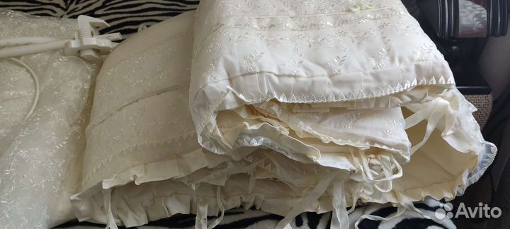 Бортики и балдахин в кроватку