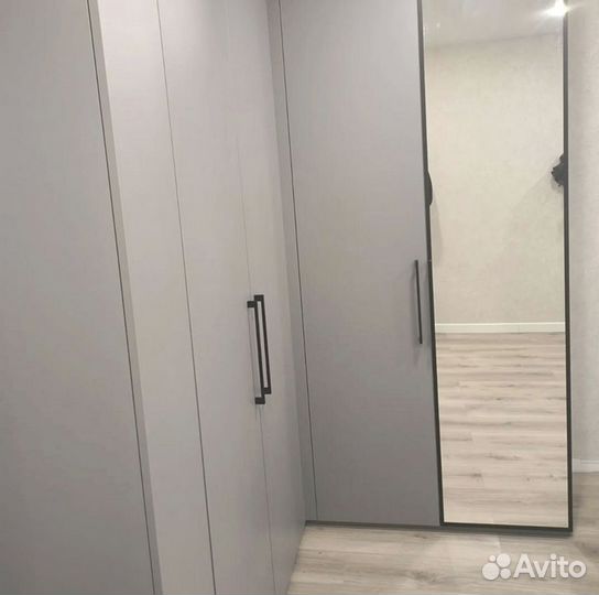 Шкаф распашной в детскую