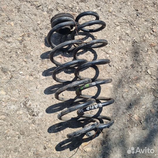 Пружина задняя Skoda Rapid