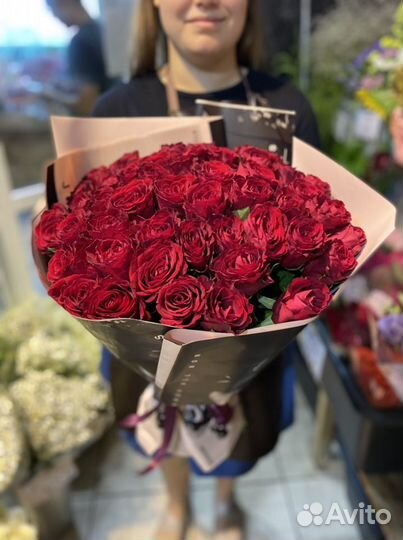 51 роза, красная 50-55 см