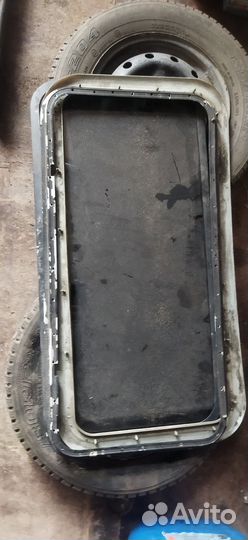 Люк автомобильный