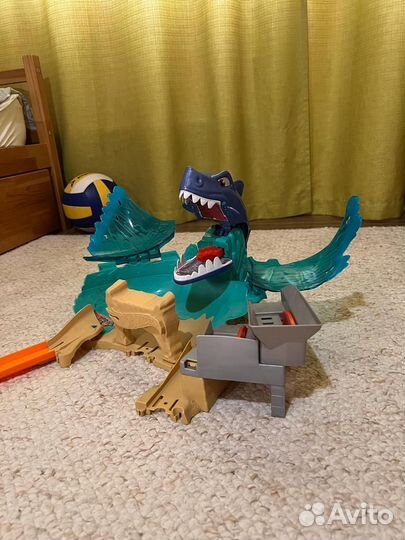 Гоночный трек hot wheels