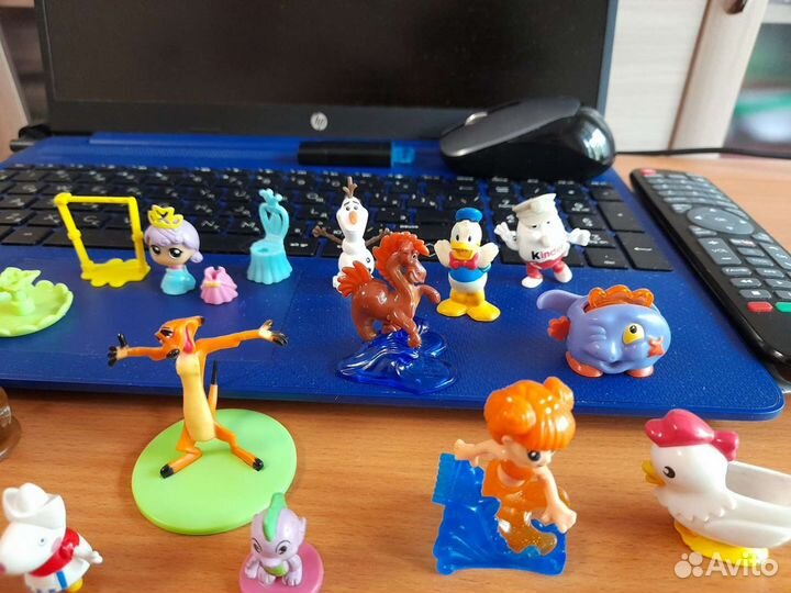 Киндер игрушки