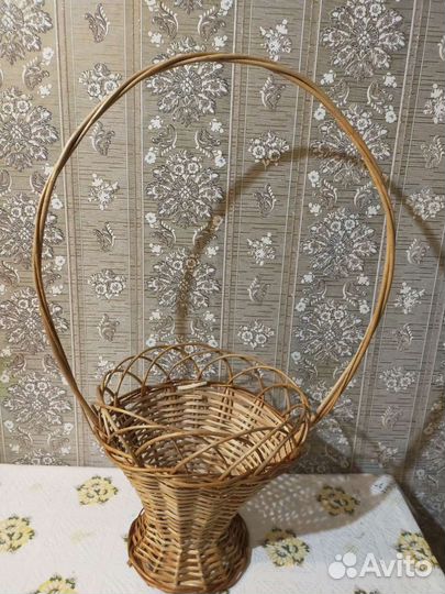 Корзина плетёная для цветочных композици