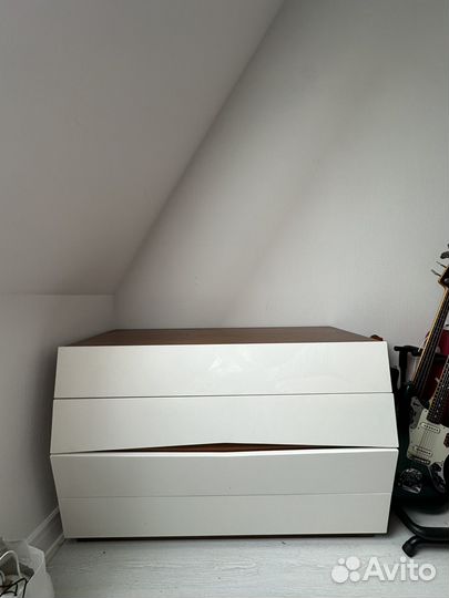 Комоды и тумбы
