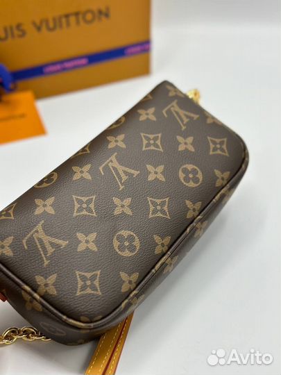 Сумка кошелек Ivy от Louis Vuitton