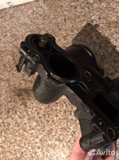 Помпа, термостат Шкода Суперб