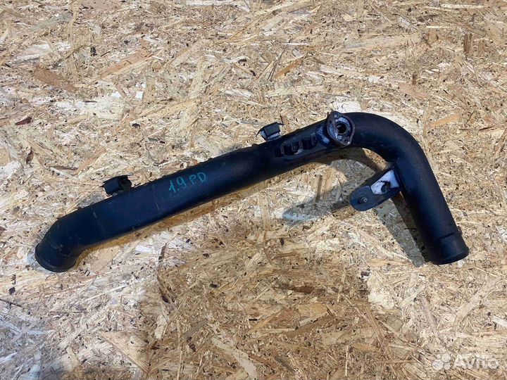 Патрубок интеркулера Audi A4B6 (8E 2001-2004) 8E0