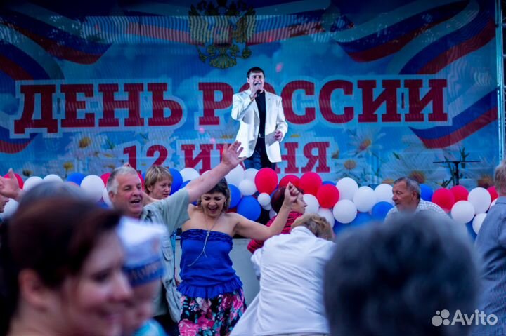 Ведущая и музыкант. Праздник на любой вкус