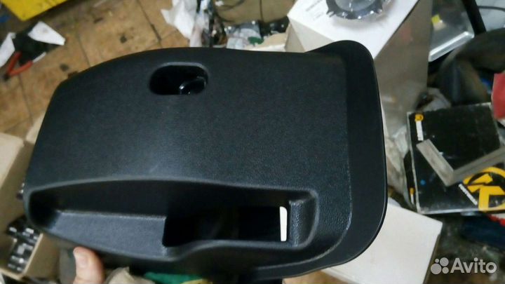 Кожух рулевой колонки Кия Соренто Прайм