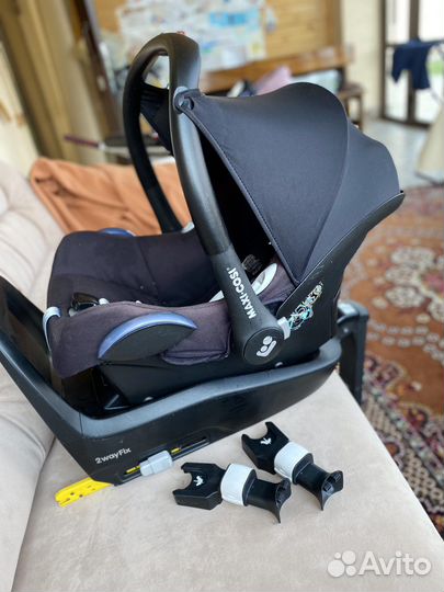 АВТОКРЕСЛО maxi-cosi И база familyfix