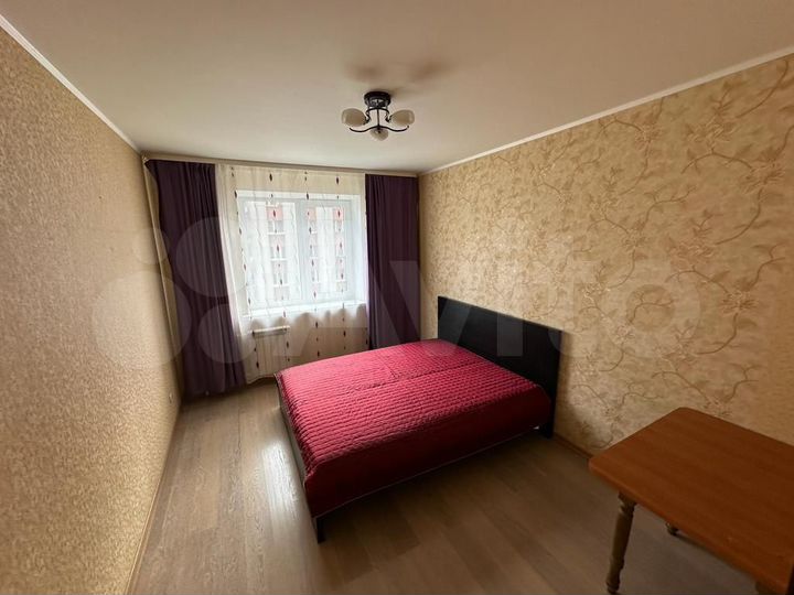 2-к. квартира, 60 м², 4/10 эт.