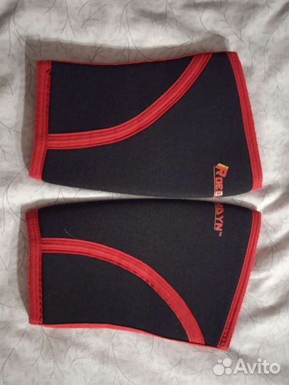 Наколенники спортивные