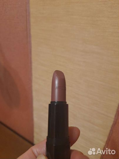 Помада. ArtDeco 820. Maybelline 233. Новая