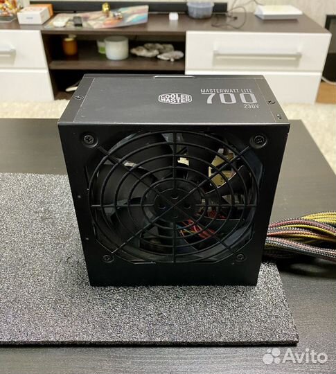 Блок питания Cooler Master 700W