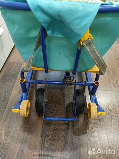 Санки с колесами Ника