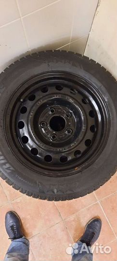 R15 Bridgestone Expedia S-01 185/65, PCD 5x114.3 DIA 67.1