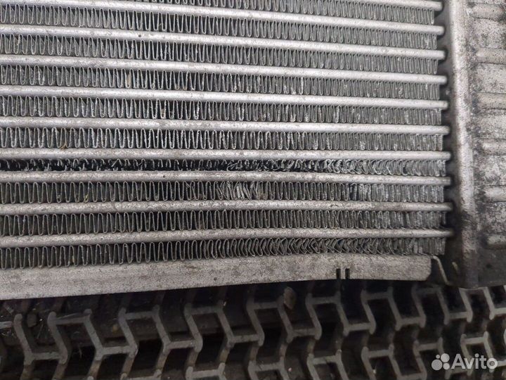 Радиатор интеркулера Lexus IS, 2007