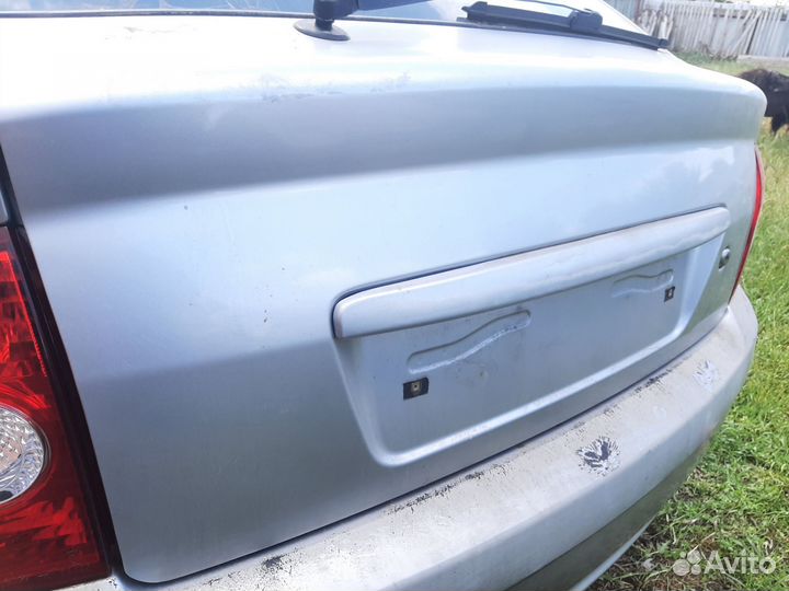 Крышка багажника priora хэтчбек