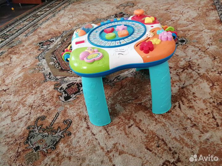 Развивающий музыкальный столик
