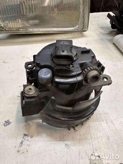 Противотуманная фара Renault Logan 2005-2014