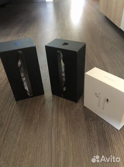 Корока от iPhonи наушники