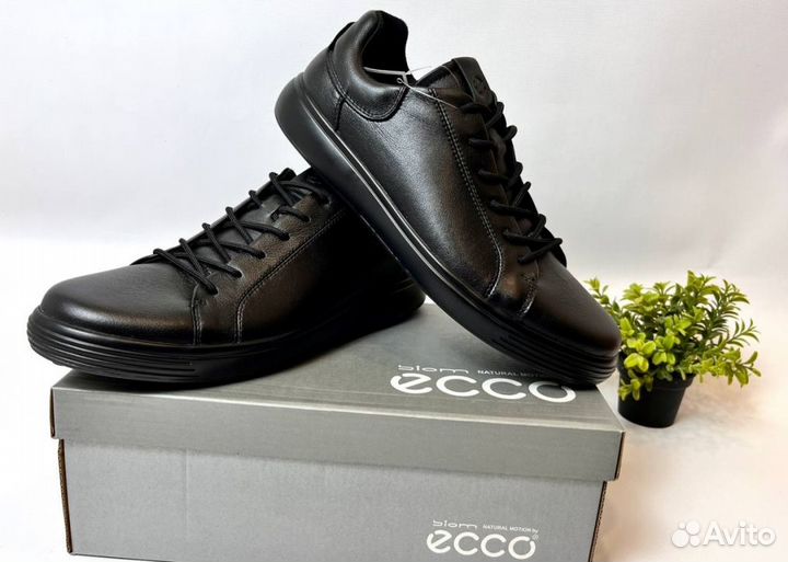 Кроссовки Ecco легкие