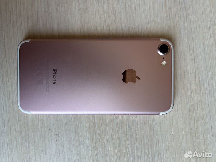 iPhone 7, 32 ГБ