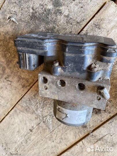 Блок Abs Kia Cerato 2 s4