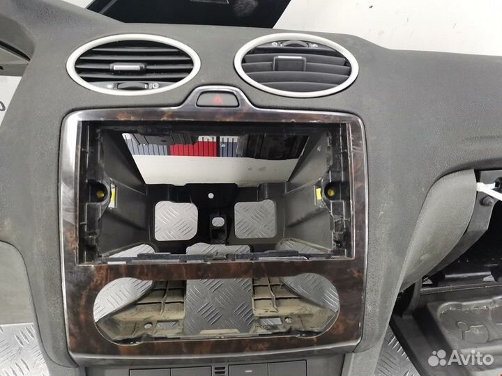 Торпедо (панель передняя) для Ford Focus 2 1476866