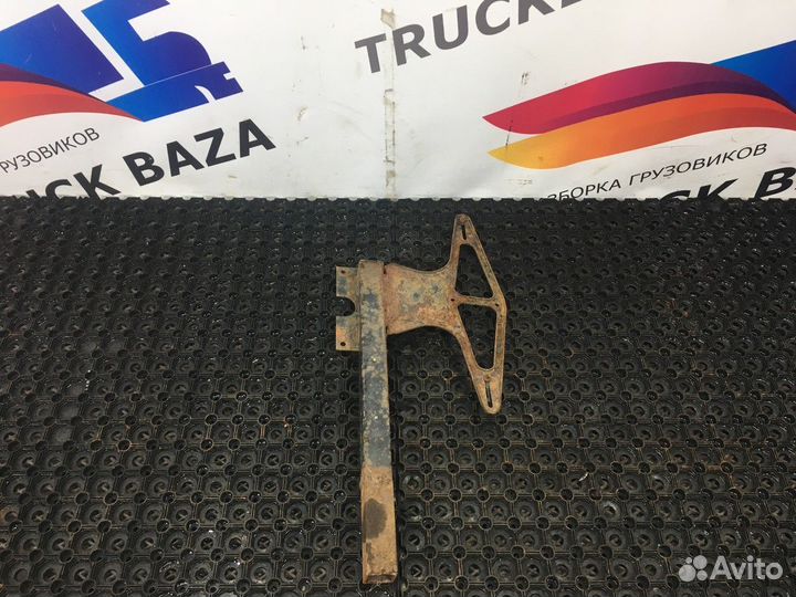 81252455199 Кронштейн крыла заднего левого