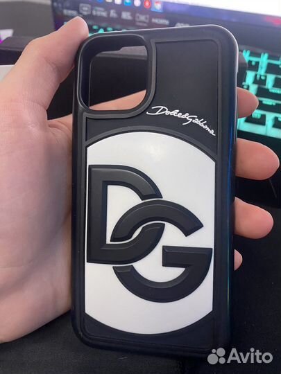 Чехол на iPhone