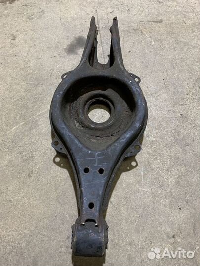 Рычаг нижний левый задний Mercedes W140