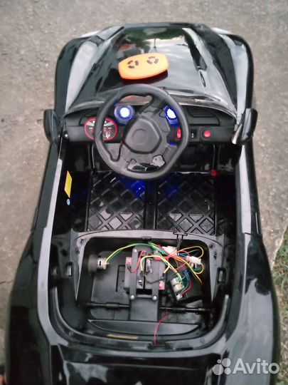 Детский электромобиль бу