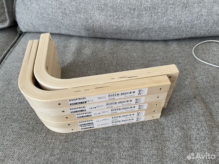 Уголок деревянный икея