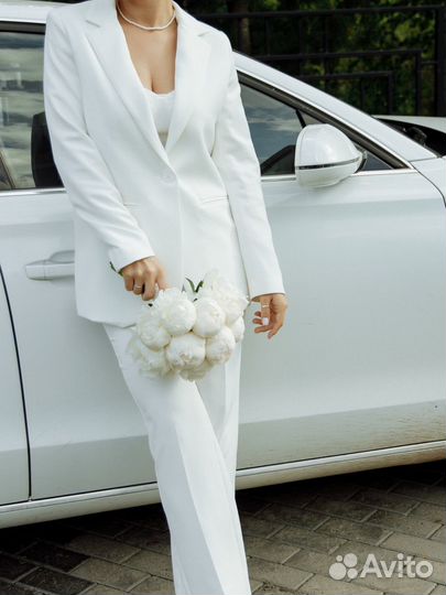 Свадбебный костюм