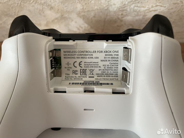 Джойстик xbox one оригинал