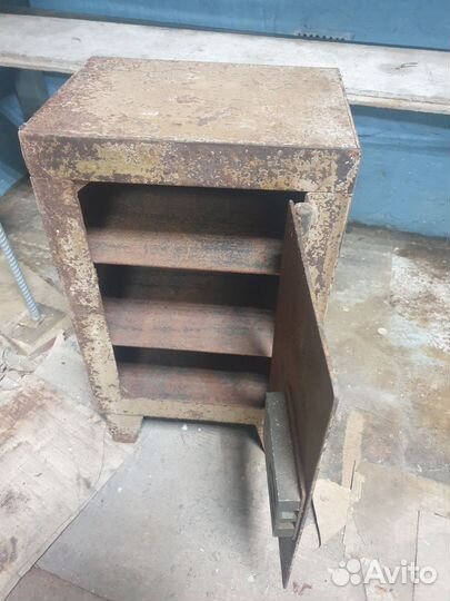 Сейф металлический бу