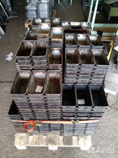 Формы хлебные б/у, разные