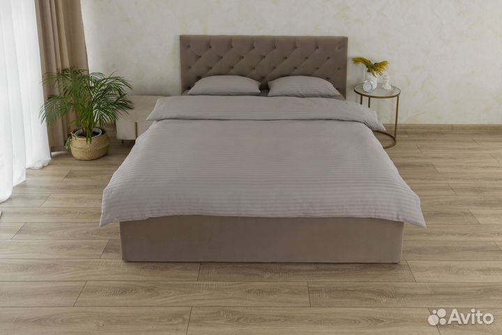 Кровать новая. цена за полный комплект