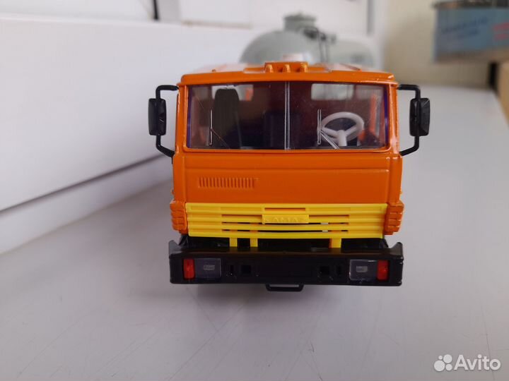 Камаз evro 54115 цементовоз Казлаб 1:43 элекон