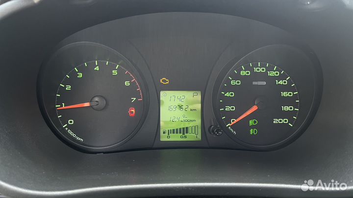 LADA Granta 1.6 AT, 2015, битый, 171 000 км
