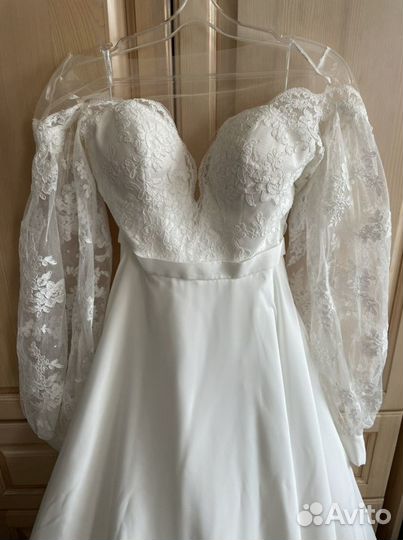 Свадебное платье новое 42 размер