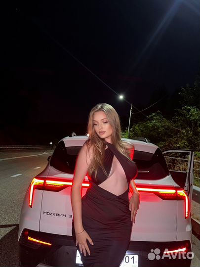 Вечернее платье в пол черное