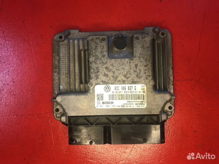 Блок управления двигателем Volkswagen Tiguan CAV