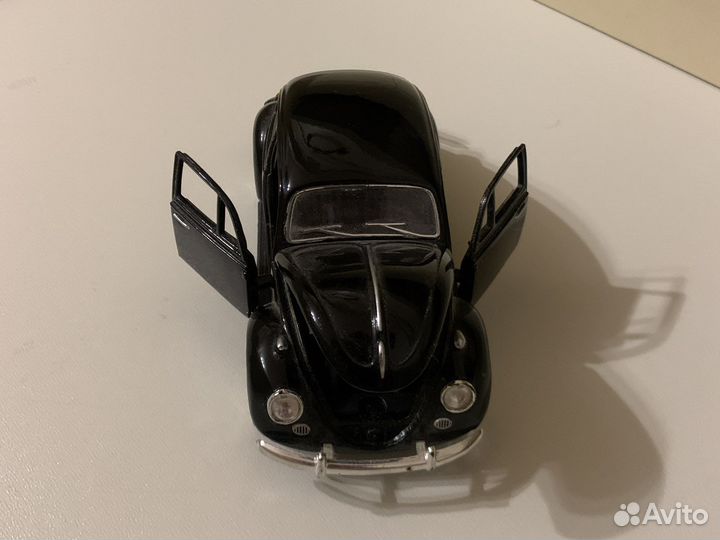 Модель автомобиля Volkswagen beetle (жук)