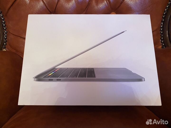 Коробка MacBook Pro 13