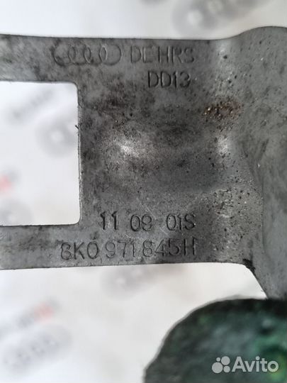 Кронштейн (крепление) Audi A5 (S5,RS5) 1 8K0971502D, 8K0971845H
