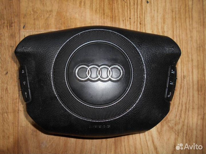 Подушка безопасности в рулевое колесо Audi A6 C5